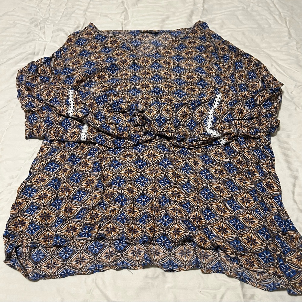 BloomChic Blue and Brown Geometric Long Sleeve Tunic Top